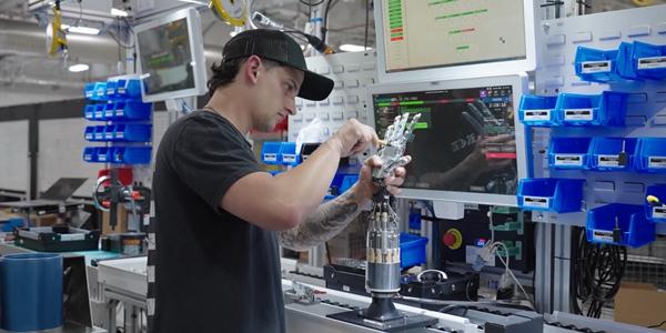 테슬라 옵티머스 공급망 '중국 의존' 불가피, 