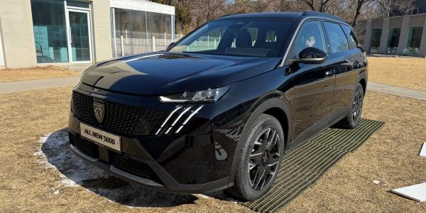 [시승기] 8년 만에 싹 바뀐 푸조 '올 뉴 5008 스마트 하이브리드', 숫자로만 판단할 수 없는 운전의 재미