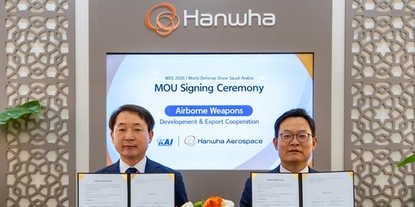 한화에어로스페이스-KAI, 한국형 초음속 전투기 'KF-21' 무기 국산화 협력