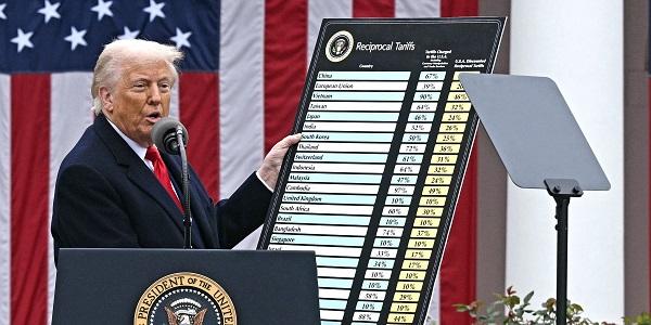 트럼프 한국 '관세 인상' 위협에 싱크탱크 비판, 