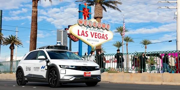 현대차 모셔널 라스베이거스에서 무인자율주행차 시험 운행, 보조 인력은 탑승