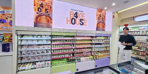 CU 'K컬처' GS '미래' 세븐 '뷰티' 이마트24 '휴식', 편의점 이색점포 '4색 경쟁'