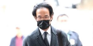 조현범 한국앤컴퍼니 사내이사 사임, 형 조현식 주도 주주 대표소송 영향 