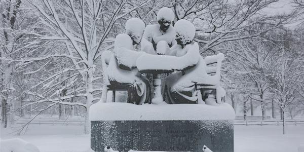 재래식 관측기가 예보한 겨울폭풍 못 봐, AI 기상예측 모델 시기상조론 대두