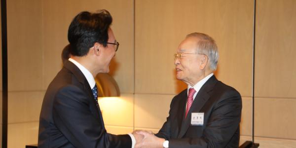 경총 손경식, 김민석 총리 만나 