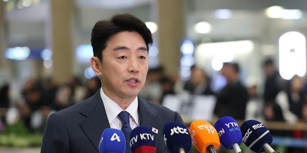 청와대 비서실장 강훈식 