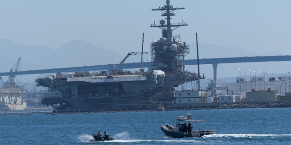 중동 전쟁에 미국 경제적 부담 이미 '50억 달러 이상' 분석, 군사비 지출 늘어