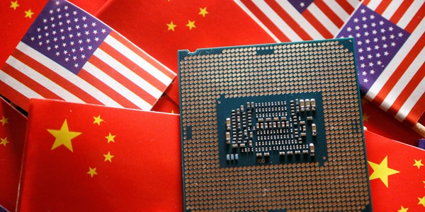 중국 EUV 자체 개발 시도에 힘 싣는다, AI 반도체 자급체제 '마지막 퍼즐'