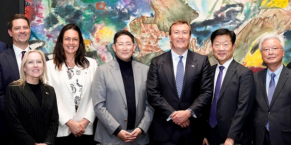 효성 회장 조현준 직접 발로 뛰어 호주서 대형 ESS 사업 수주해 주목 