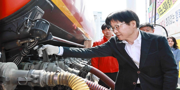 산업장관 김정관 최고가격제 압박 이어가, 