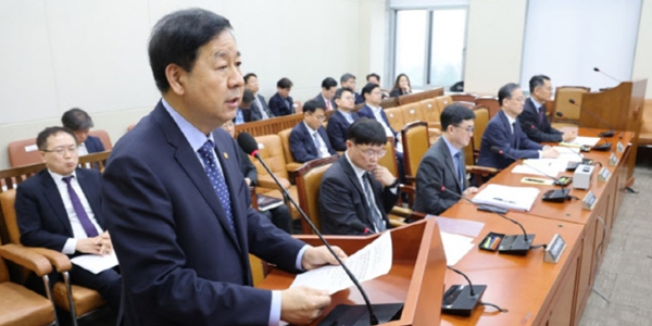 정부 '서학개미 유턴' 카드 RIA 늦어진 출발, 환율 급등에 실효성 시험대