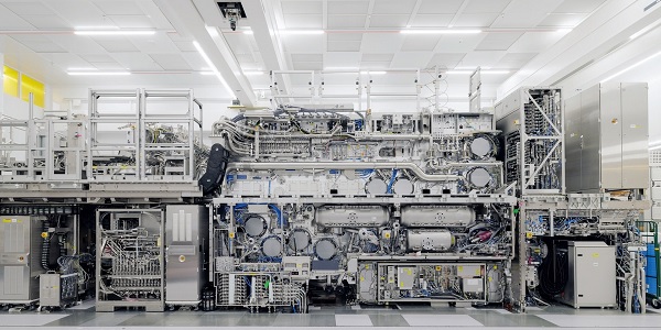 SK하이닉스 EUV 장비 구매는 메모리반도체 업황에 '악재' 평가, 공급 과잉 리스크 키워