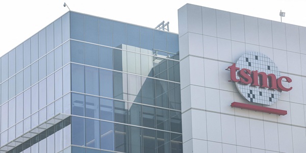 메모리반도체 이어 TSMC 파운드리도 품절 사태, 물량 확보 경쟁에 불 붙어