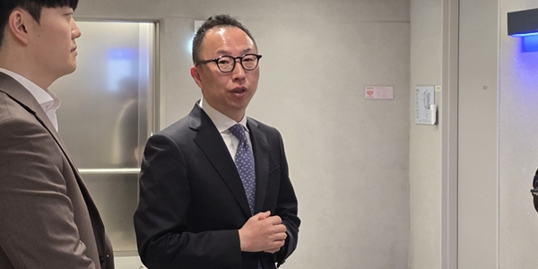 라인야후에 인수되는 카카오게임즈 한상우 