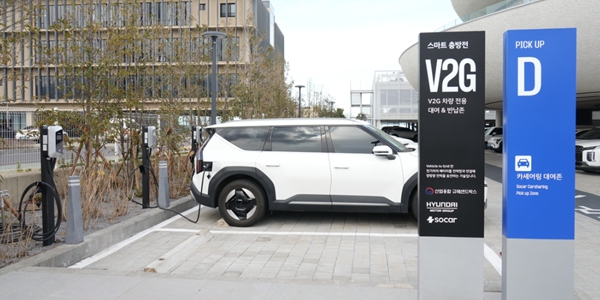 현대차그룹 전기차 '양방향 충전'으로 판매 확대 기회 봐, 인프라와 규제 장벽 극복은 과제
