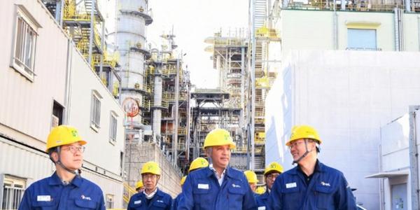 에쓰오일 '9조 베팅' 샤힌 이란 사태에 고비, 안와르 알히즈아지 속내 복잡해져