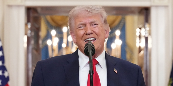 트럼프 연설에 글로벌 증시 하락세, 