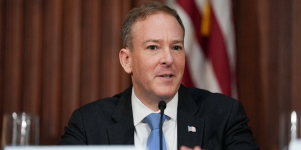 미국 환경보호청장 기후부정론자 행사서 연설, 