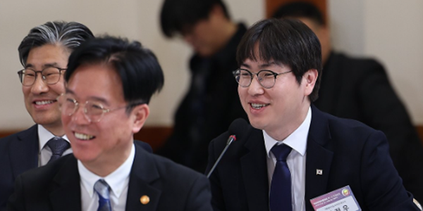 이재명 AI 수석 하정우에 '넘어가면 안돼' 정청래는 '소중해', 부산 북갑 주목