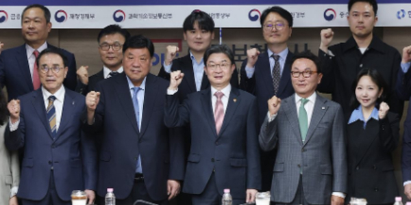 국민성장펀드 2차 프로젝트에 새만금ᐧ소버린AI 선정, 금융위원장 이억원 