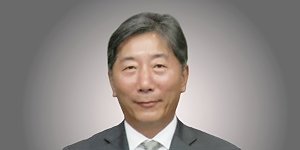 정밀화학 30년 한우물판 엔지니어 출신, 반도체 등 첨단소재 국산화 · 사업구조 고도화 주력 [2026년]