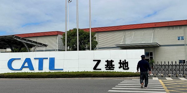 1분기 중국 CATL '4.5조 흑자' K배터리 3사 '8천억 적자', 점유율 '42% vs 15%' 갈수록 격차 커져