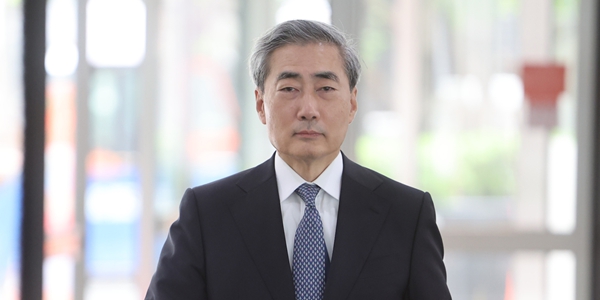 한국은행 총재 후보 신현송 청문보고서 채택 또 불발, 장녀 여권 불법 재발급 논란 탓 