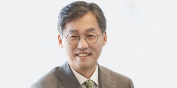 금융권·IT업계 거친 디지털금융 전문가, 실용과 소통 강조 [2026년]