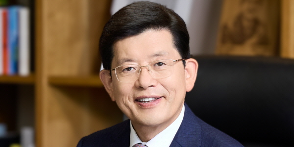 BNK금융 빈대인 더 중요해진 '건전성', 연체율 낮춰 핵심전략 '산업금융' 떠받친다