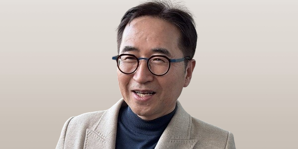 기술혁신 의지 강한 반도체 전문가, 유임 후 AI·전장 사업 확장에 집중 [2026년]