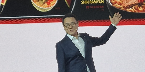 농심 조용철 신라면 40주년 맞아 내놓은 포부, 