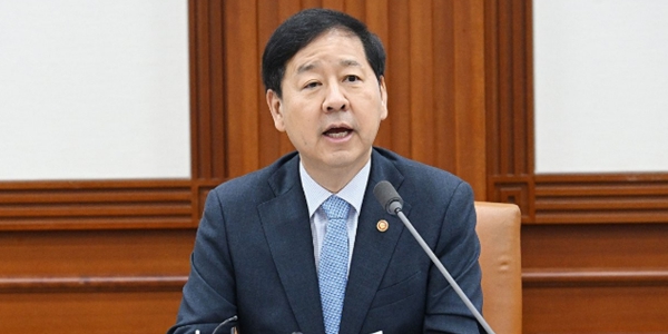 고물가에 금리 인상 초읽기, 정부 하반기 경제성장전략 발표 전 커지는 고민