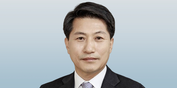 4연임 성공하며 경영 연속성 확보, 종투사 도전 가속화 [2026년]