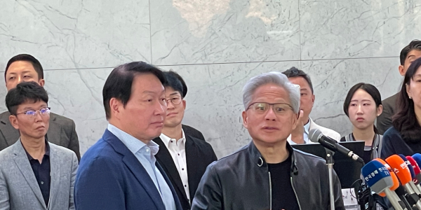 젠슨 황 