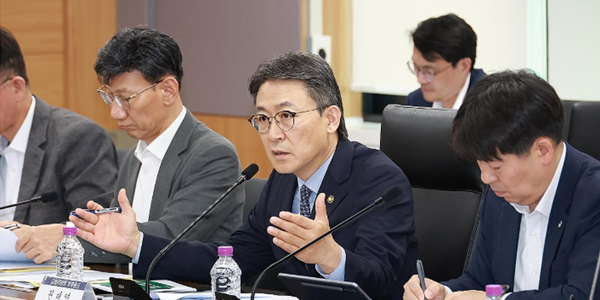 이재명정부 '포용금융 대전환' 본격 시동, 금융위 부위원장 권대영 '공감대 확보' 답 찾는다