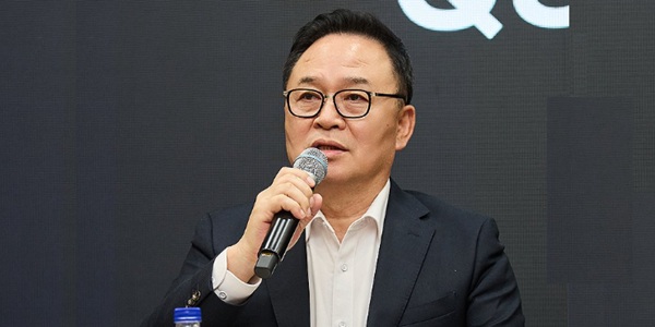 SK이노베이션 장용호 1년만에 주주 설득 시험대, SKIET 합병에 험로 예고