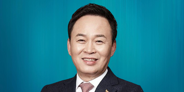 SK그룹 대표 전략가로 주요 계열사 경영참여, 최태원 보좌해 그룹 리밸런싱 주도 [2025년]