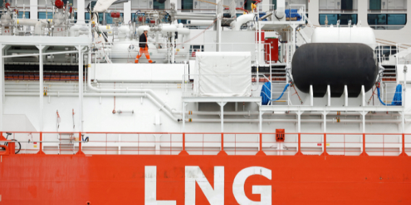 지난해 글로벌 LNG 거래량 역대 최대, 올해는 이란 전쟁 여파에 위축 전망