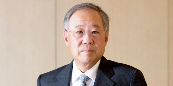 '은둔의 경영자'서 '재계의 대변인'으로, '3세 승계' 지배구조 리스크 해소해야 [2026년]