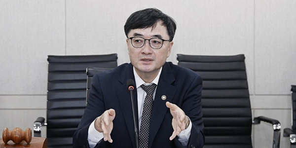 국무조정실장에 임기근·비서실장에 채이배, 한 총리 체제 본격화