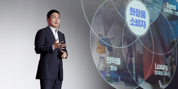 한국콜마 중국 무석공장 가동률 여전히 부진, 윤상현 '5500억 생산량' 채울 물량 확보 안간힘