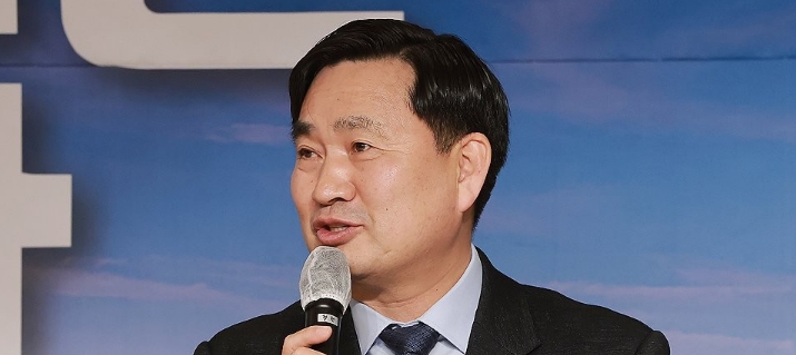 강원랜드 차기 사장에 김도균 내정, 메가히트 프로젝트와 규제 대응 과제 산적