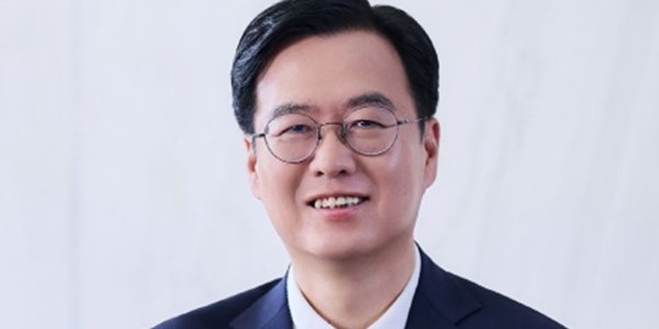 롯데건설 조 단위 베트남 프로젝트 오랜 기다림 끝 기지개, 오일근 해외확장 '신중론'은 지속