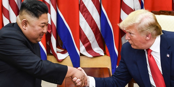 트럼프 한국과 연합 군사 훈련 축소 지시, 