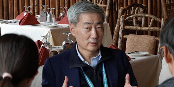 신현송 