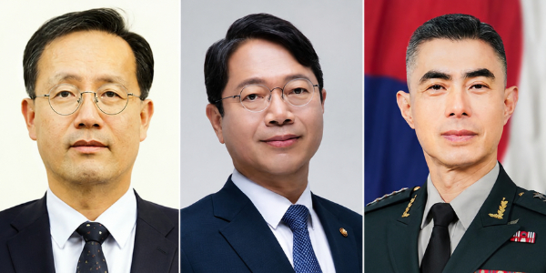 신임 경제부총리 겸 재정경제부 장관 이형일, 법무부 장관 김승원, 국토교통부 장관 홍지선, 6개 부처 개각