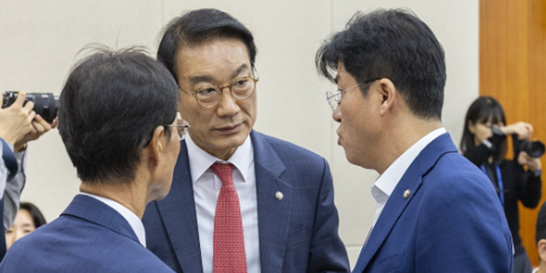 정무위 '의무공개매수 50%+1주' 여야 공감대, 청약 미달 처리·가격·발동요건 조율 관건