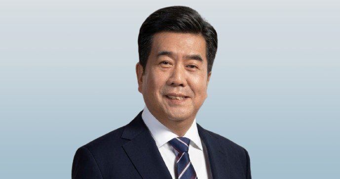 의사단체·보험자·정당 두루 거친 흉부외과 전문의, 소득 중심 부과체계 개편 강조 [2026년]