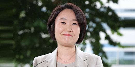 김앤장 변호사 출신 여성 정치인 최연소 장관에, 전문성 논란 넘어 성과 입증 과제 [2026년] 