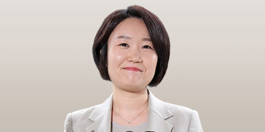 김앤장 변호사 출신 여성 정치인 최연소 장관에, 전문성 논란 넘어 성과 입증 과제 [2026년] 